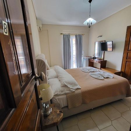 Paradise Bar Apartments Plános 外观 照片