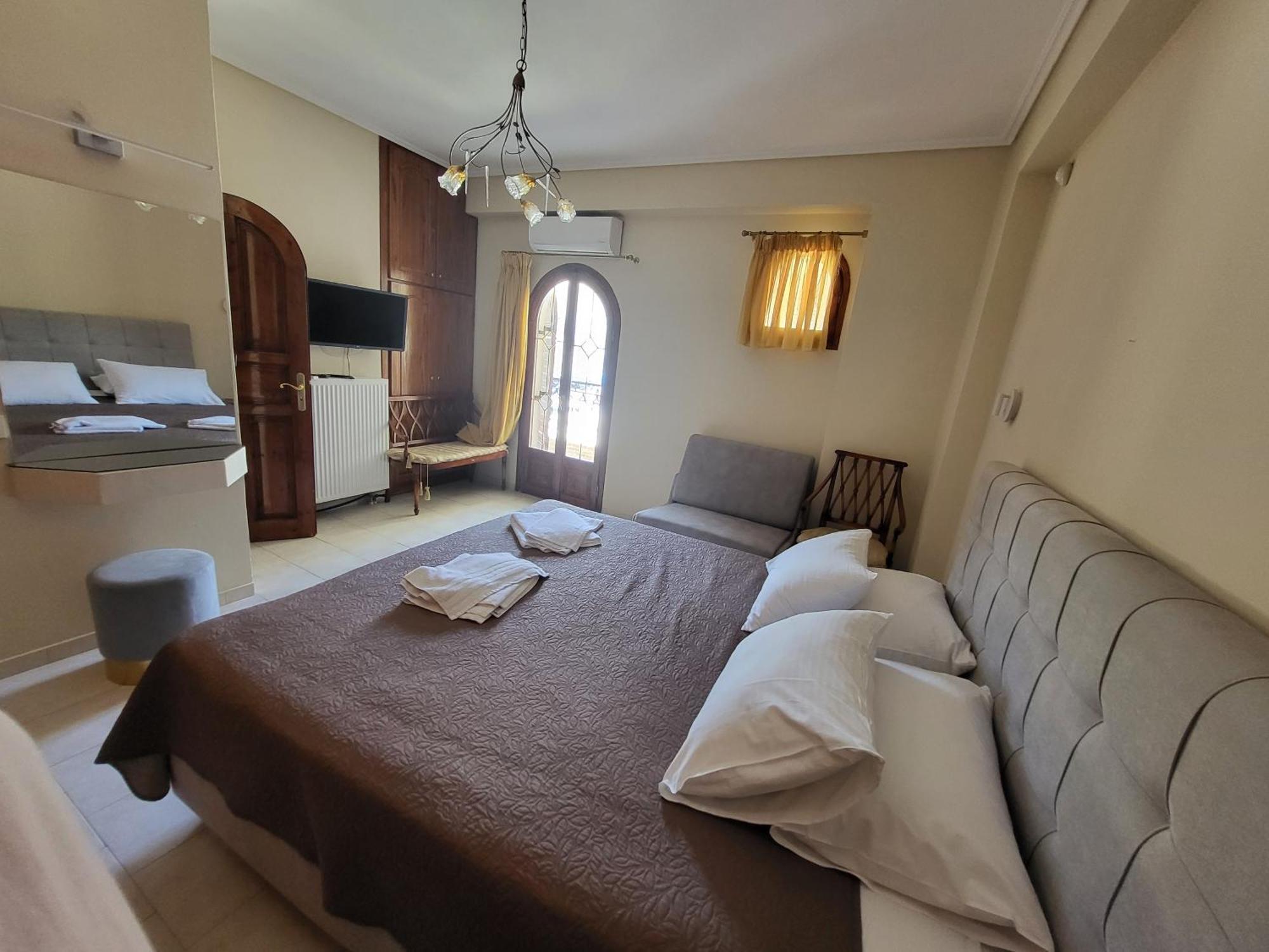 Paradise Bar Apartments Plános 外观 照片
