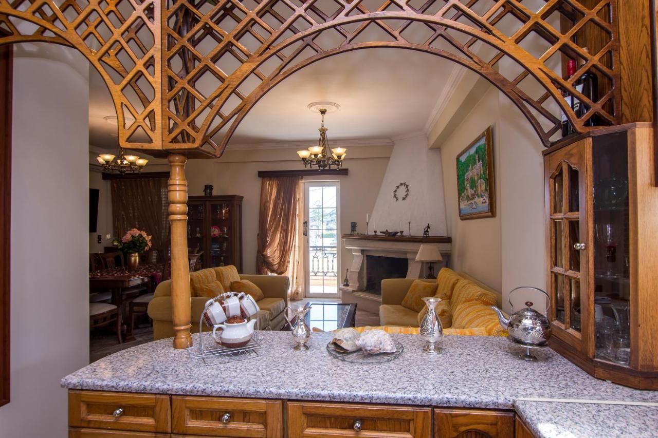 Paradise Bar Apartments Plános 外观 照片